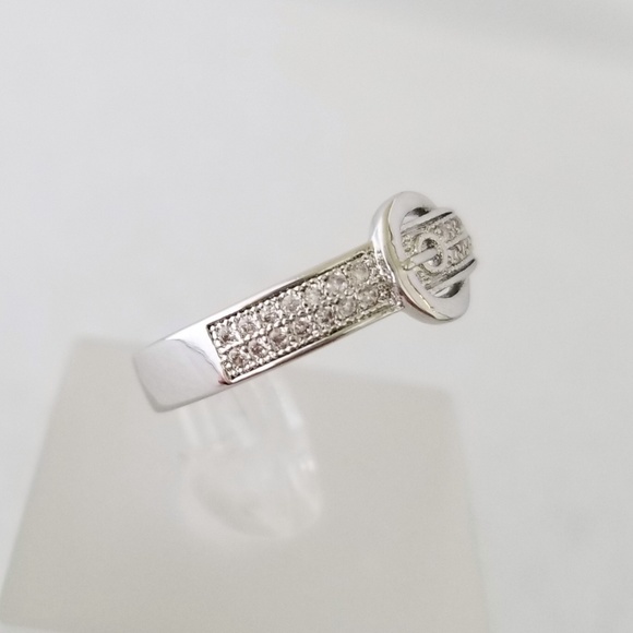 18k Pave Buckle Ring - Picture 5 of 8